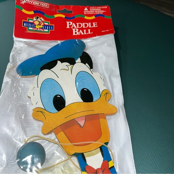 Disney 1997 wooden Donald Duck Paddle Ball by Tootsie Toy vintage retro - Picture 3 of 3
